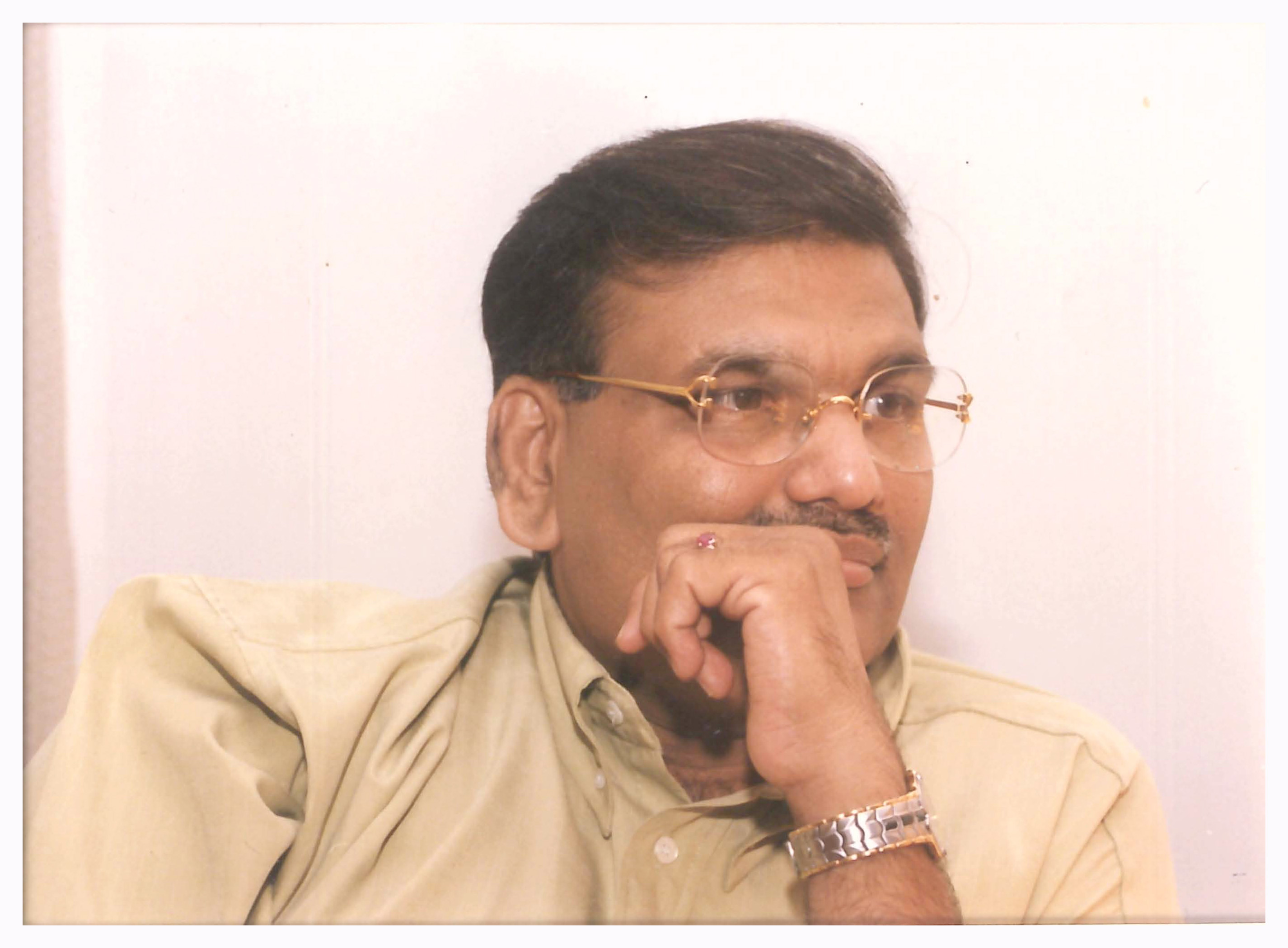Stockbroker Harshad Mehta, whose rise and fall defined the 1992 Indian stock market scandal.