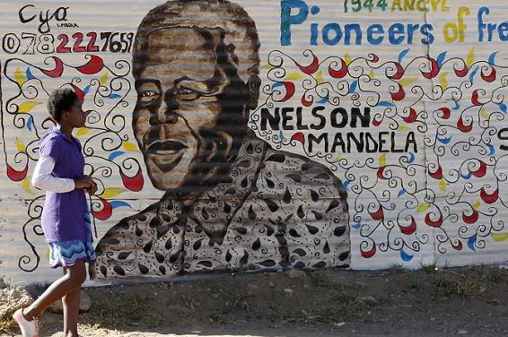 Nelson Mandela mural in South Africa during Mandela Day 2026 celebrations highlighting his legacy of justice and unity.