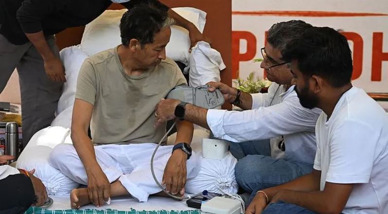 Doctors check Sonam Wangchuk's blood pressure during his 20-day hunger strike at Jantar Mantar in New Delhi.